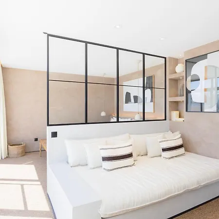 Liiiving In Gaia - Panoramic Terrace Penthouse * וילה נובה דה גאיה